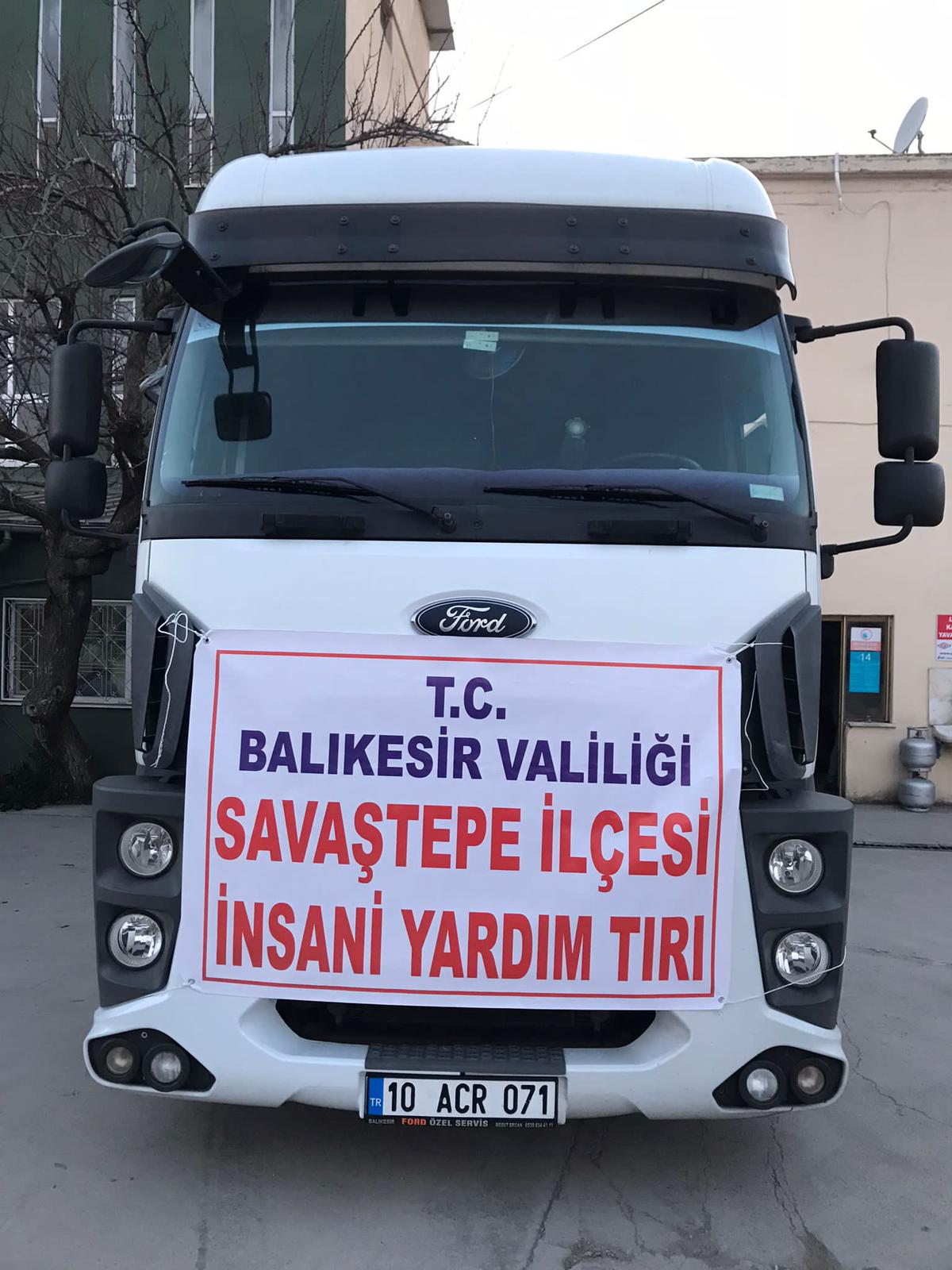 Savaştepe İlçe Gençlik Merkezimizde toplanan insani yardım malzemeleri deprem bölgesine ulaştı.